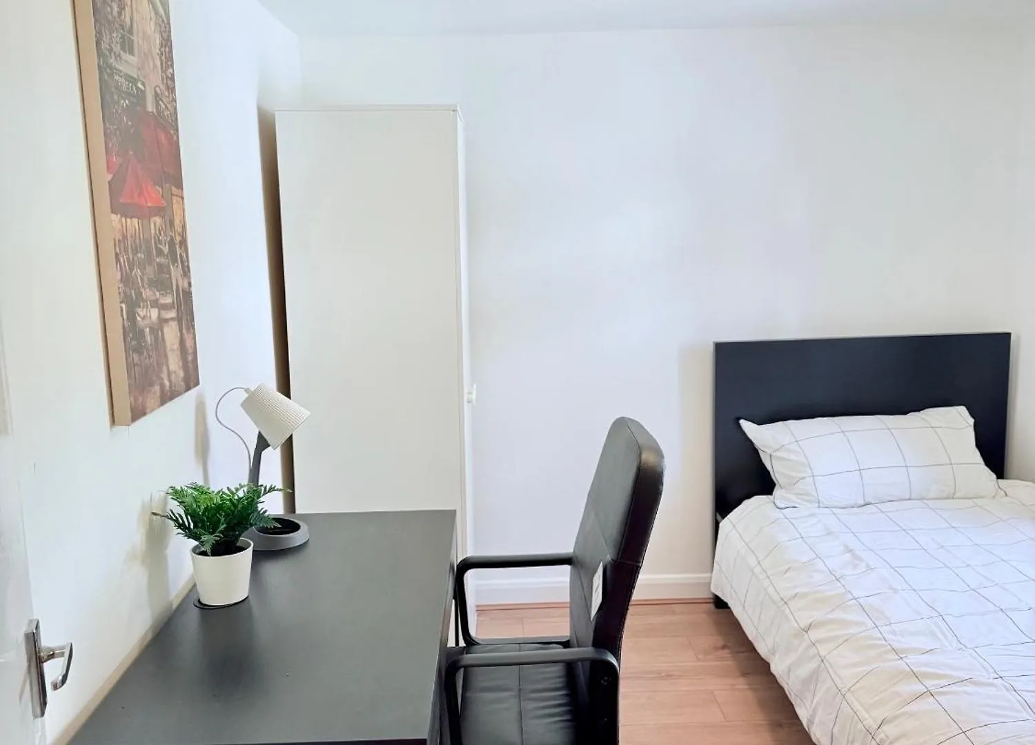 Fountain House And Bell House Apartment Dagenham 0*,