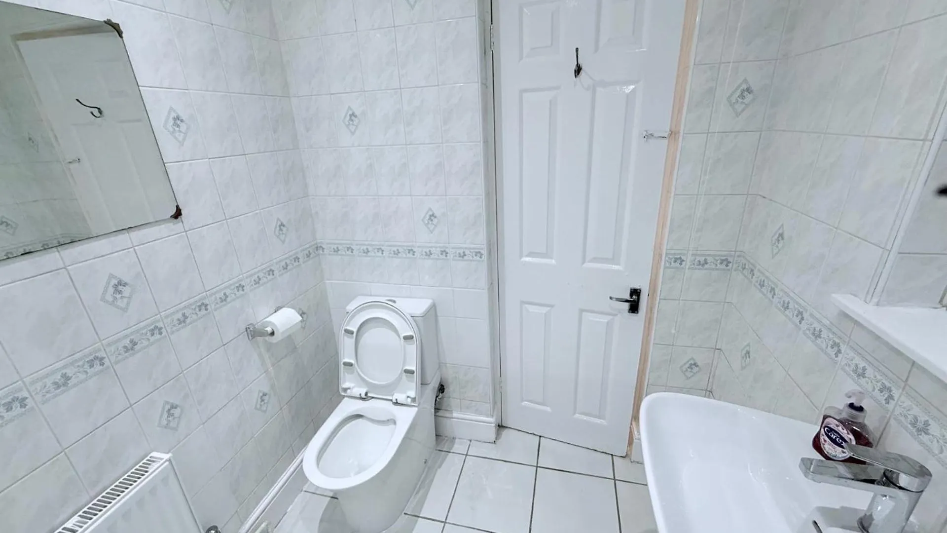 Fountain House And Bell House Apartment Dagenham